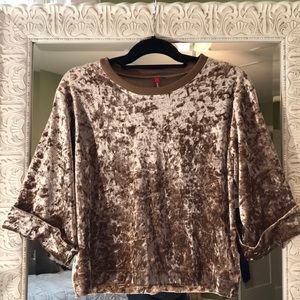 😍 Crushed Velour Luna Top